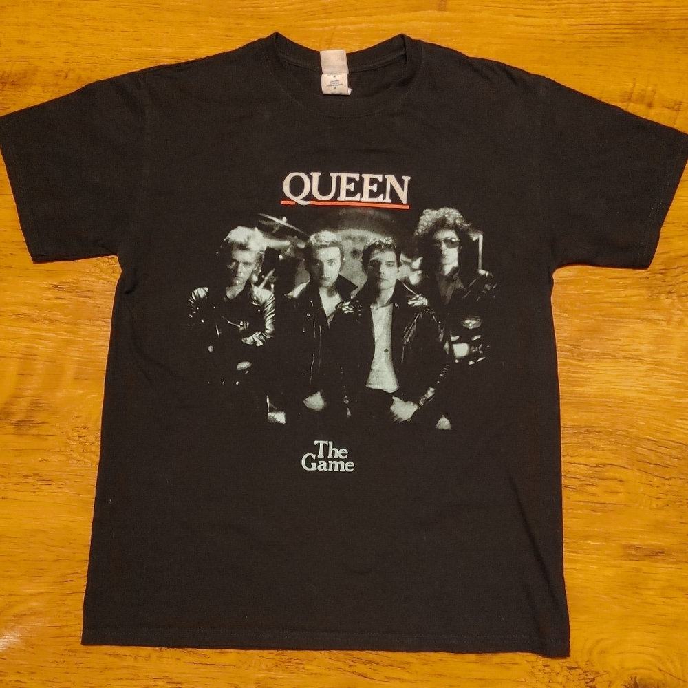 Queen - The Game 1980 album concert worn tour shirt vintage style tee Medium 🔥